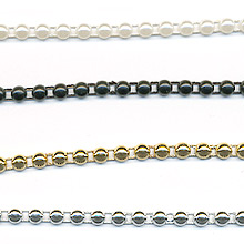 Chaîne de demi perles de 6mm sur fil au mètre ou par 23 mts
